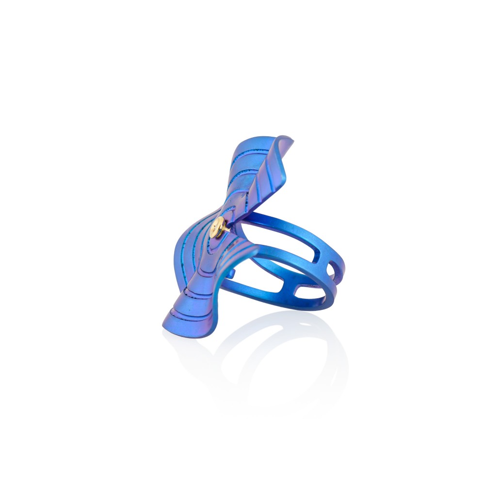 CHOROCHRONOS - 18K GOLD, TITANIUM AND DIAMOND RING _LM1 blue