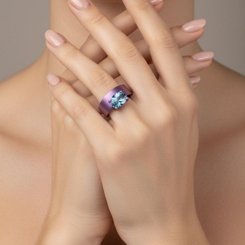 FORMA  - BLUE TOPAZ TITANIUM RING  _MM _ magenta