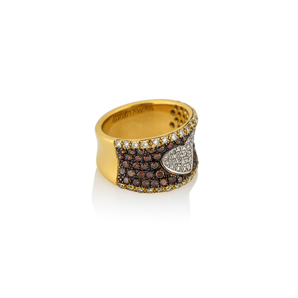 Cognac and white brilliant cut diamonds ring Cognac and white brilliant cut diamonds ring