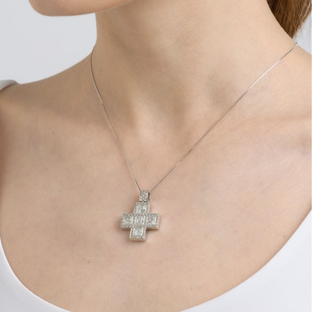 PRINCESS CUT INVISIBLE SETTING DIAMONDS & BRILLIANT CUT DIAMOND CROSS _ 20 PR PRINCESS CUT INVISIBLE SETTING DIAMONDS & BRILLIANT CUT DIAMOND CROSS _ 20 PR